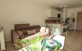 Appartement De Standing Avec Jardin