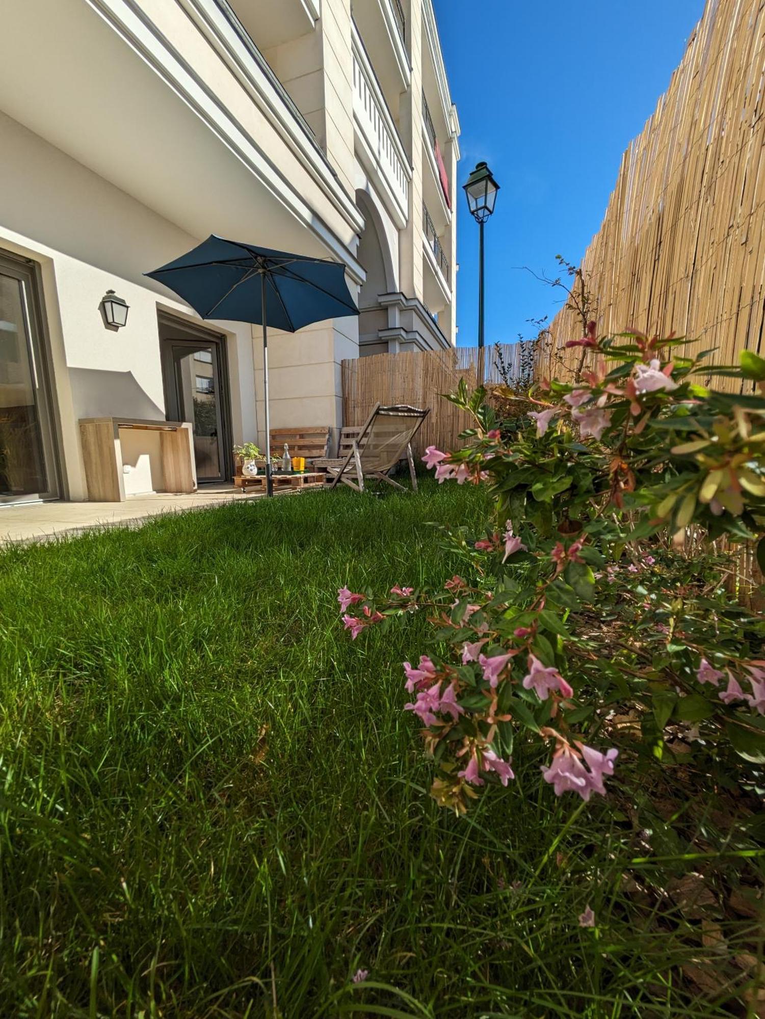 Appartement De Standing Avec Jardin Clamart Extérieur photo